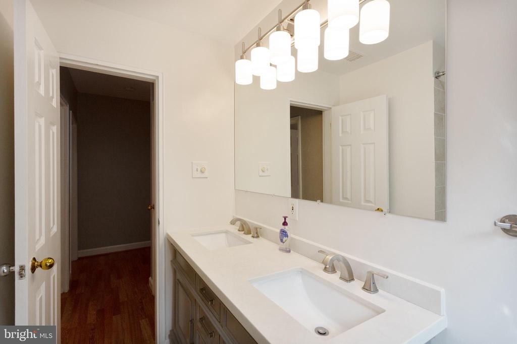 208 Skyhill Rd - Photo 23