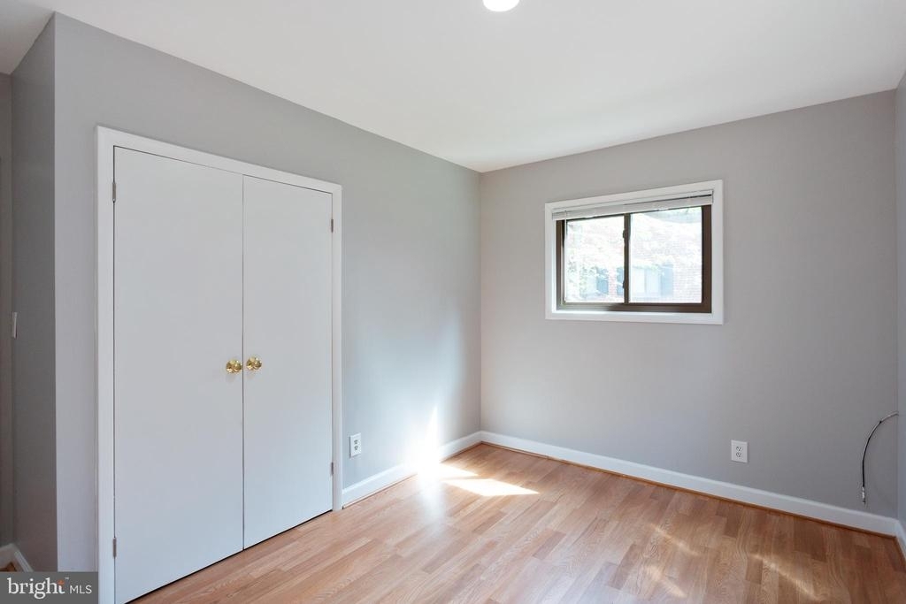 208 Skyhill Rd - Photo 16