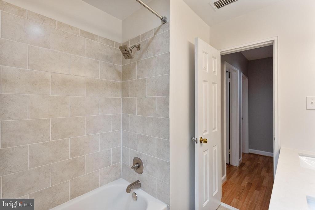 208 Skyhill Rd - Photo 24