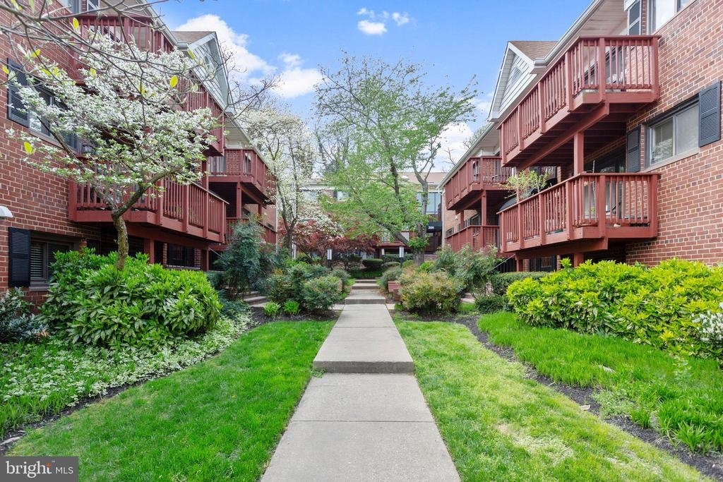 208 Skyhill Rd - Photo 32