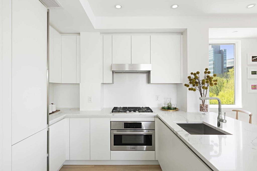 320 West 135th Street - Photo 1