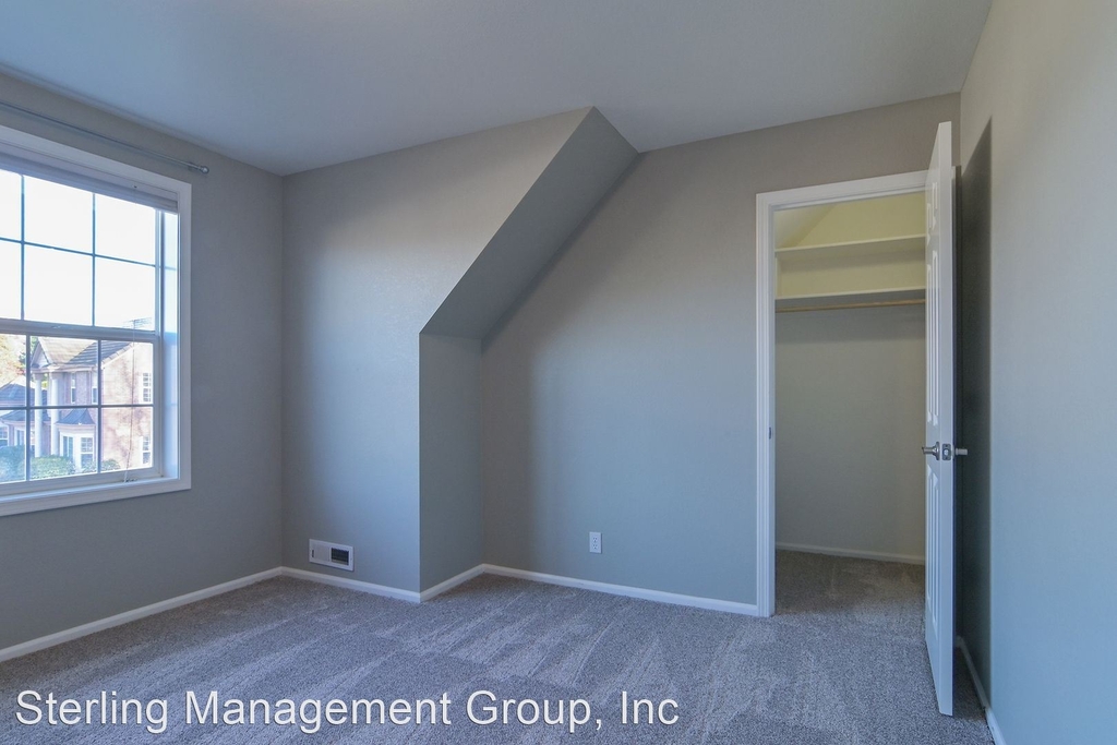 3394 Hampton - Photo 10