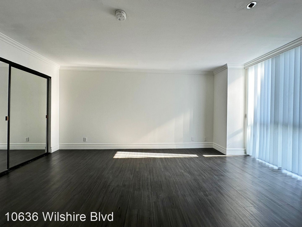 10636 Wilshire Blvd - Photo 19