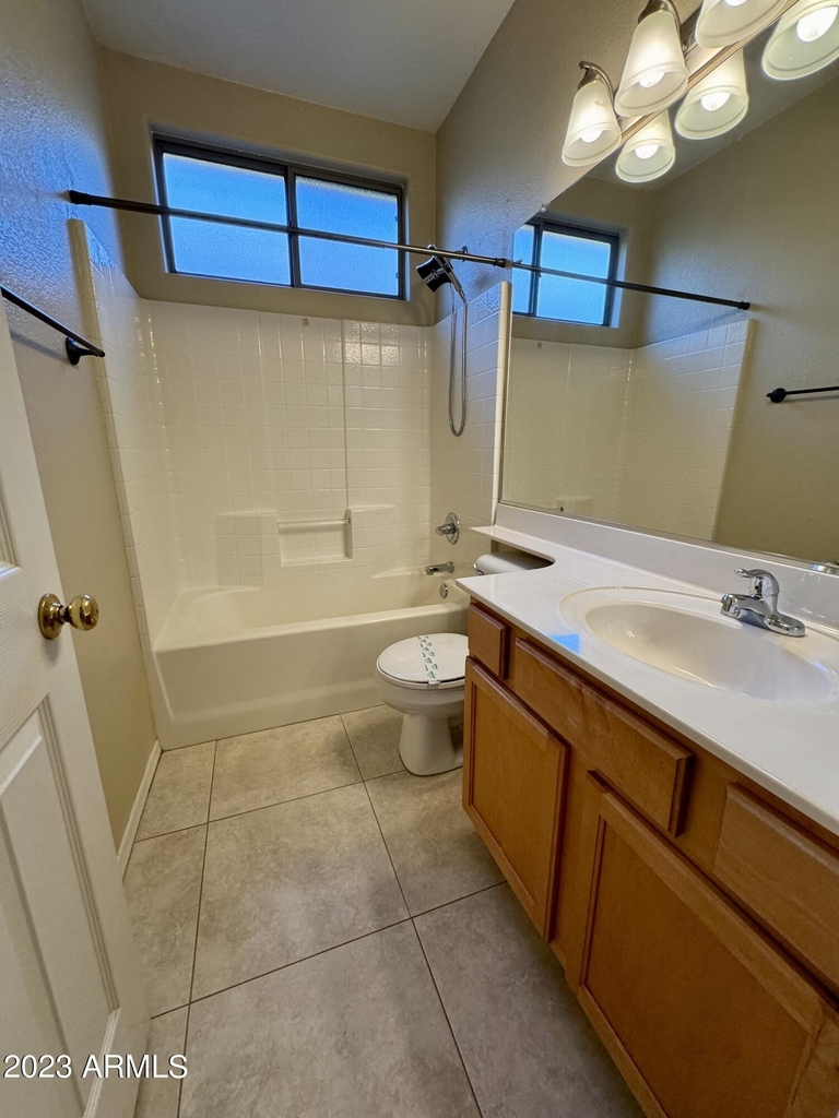 12620 W Honeysuckle Street - Photo 17