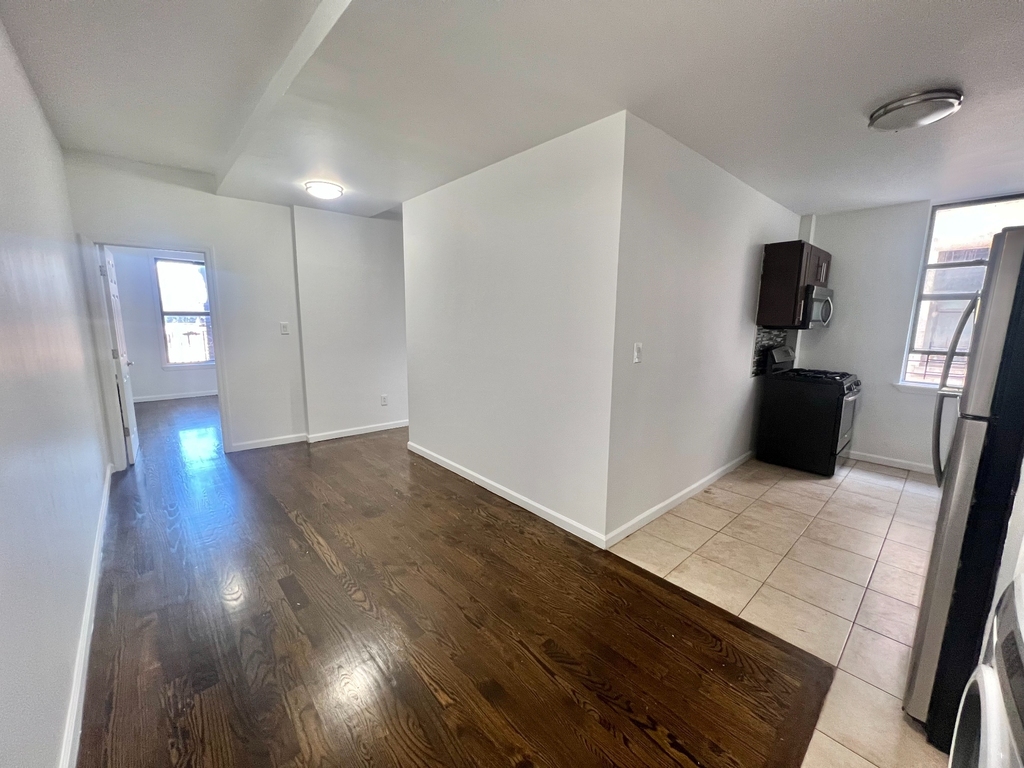 600 West 142nd Street - Photo 5