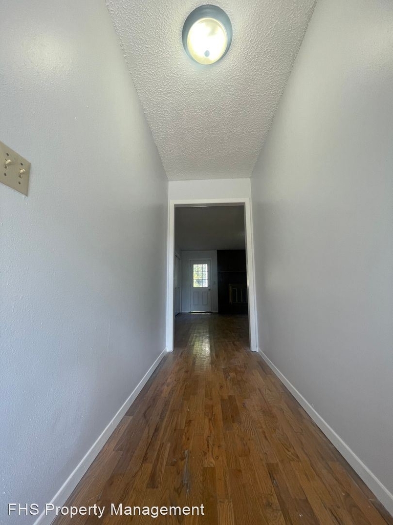 2510 S Fort Ave - Photo 2