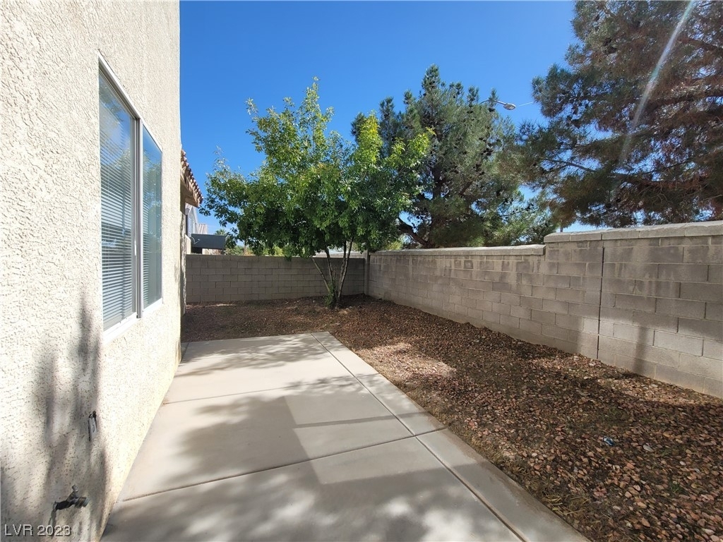 7817 Falconwing Avenue - Photo 13