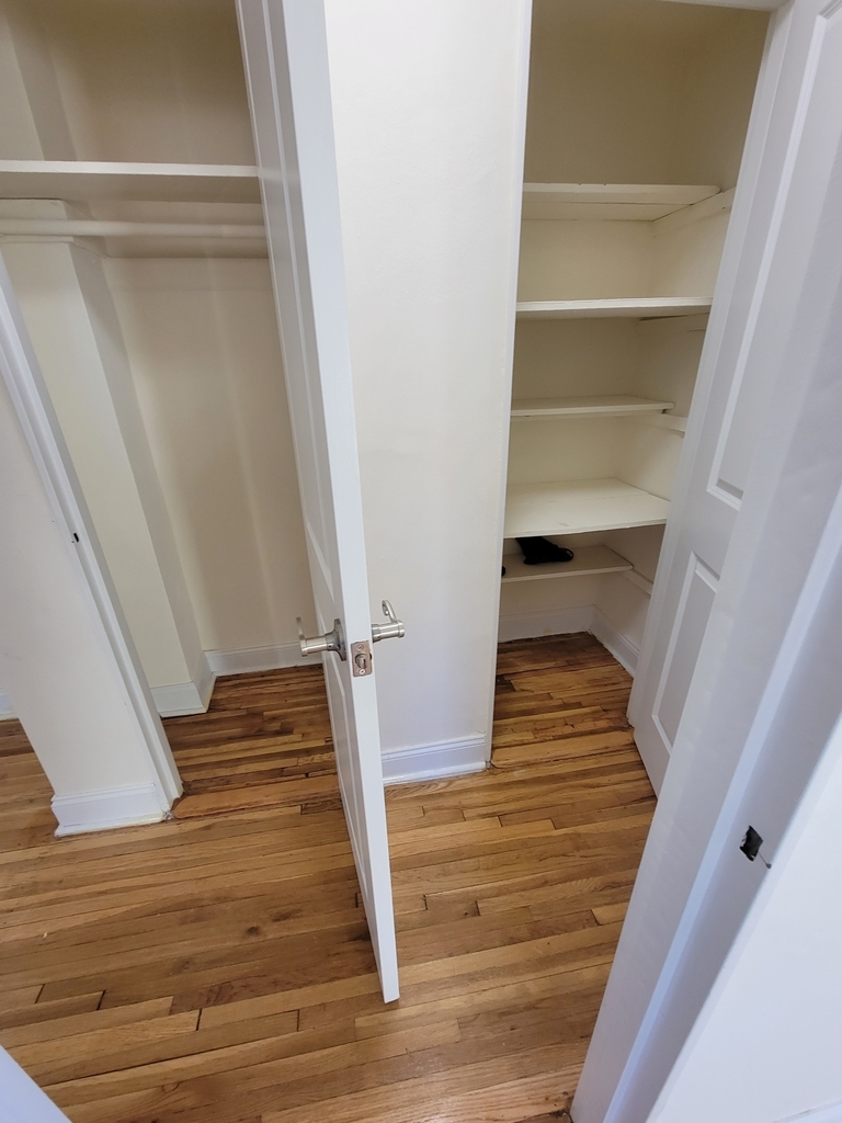 1483 Shore Parkway - Photo 9