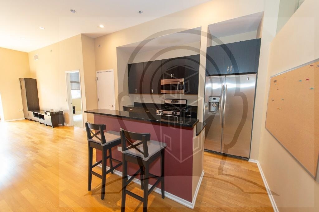 310 South Michigan Avenue - Photo 4