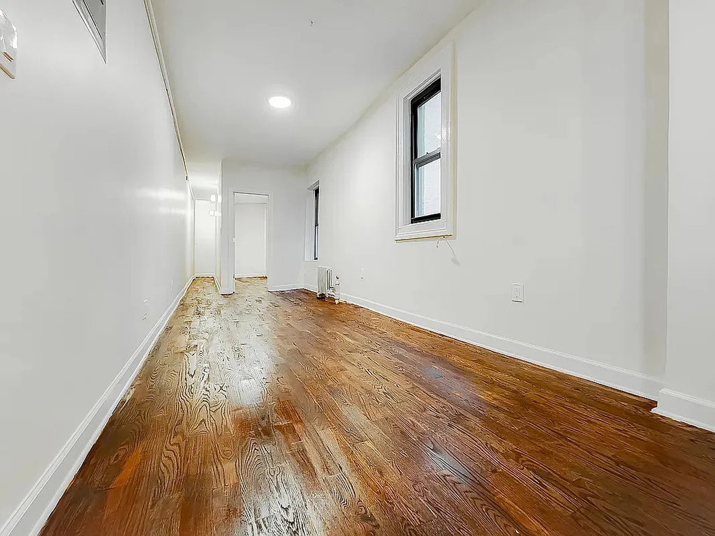 162 East 33rd Street - Photo 4