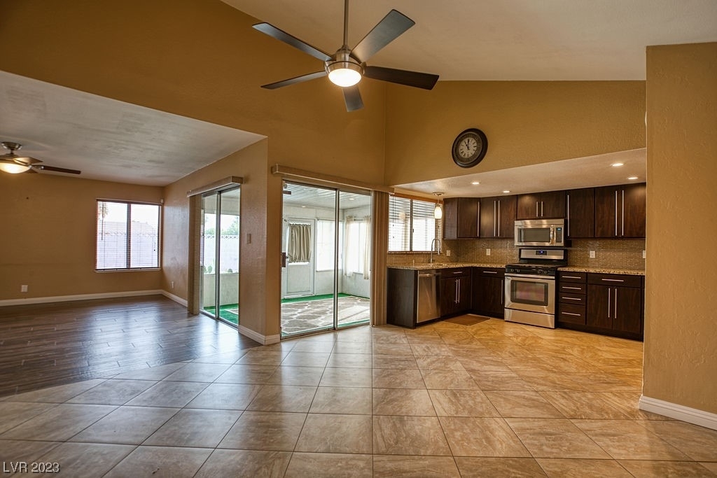 3956 Clear View Drive - Photo 5