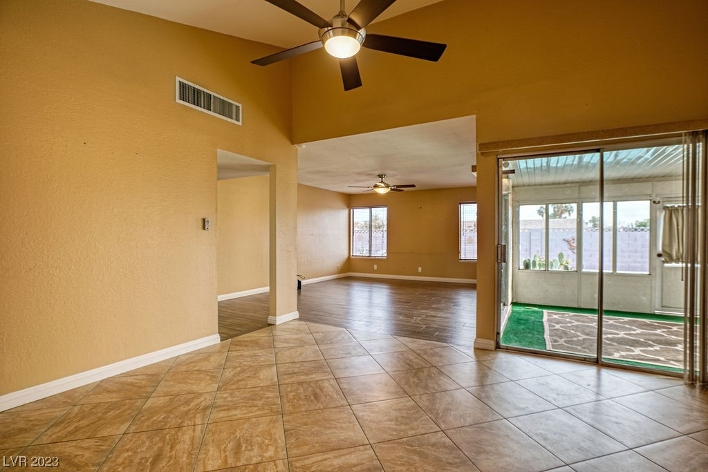 3956 Clear View Drive - Photo 4