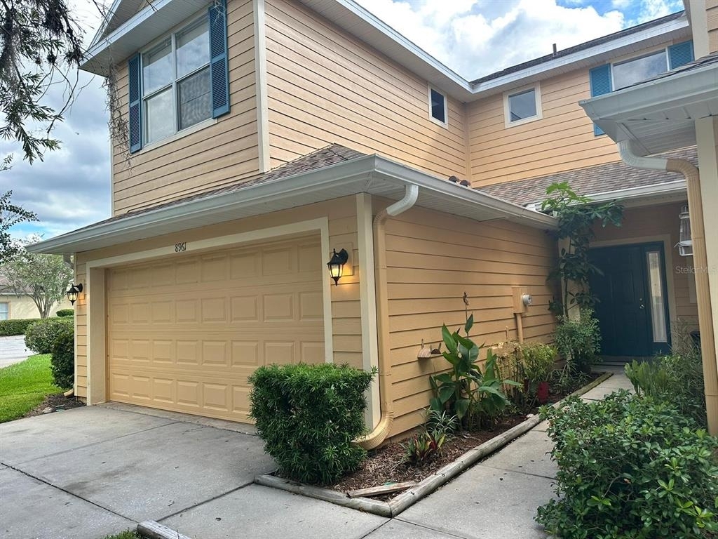 8961 Iron Oak - Photo 1