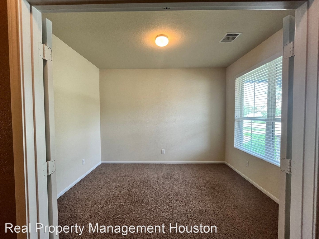 15103 Signal Ridge Way - Photo 3