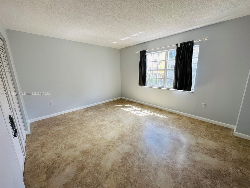 201 Jefferson Ave - Photo 20