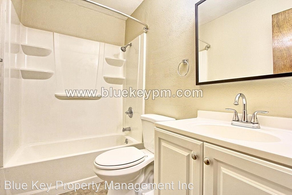 612 East 16th Street - Photo 5