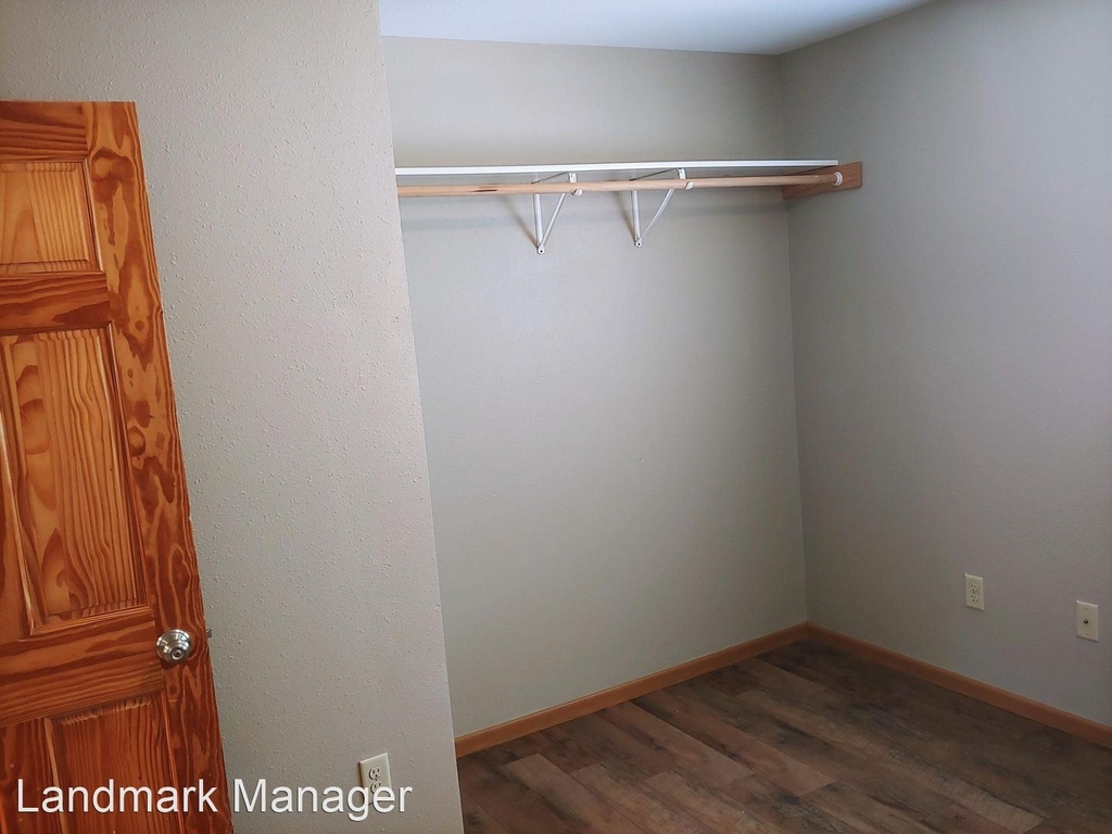 202 James Ave - Photo 16