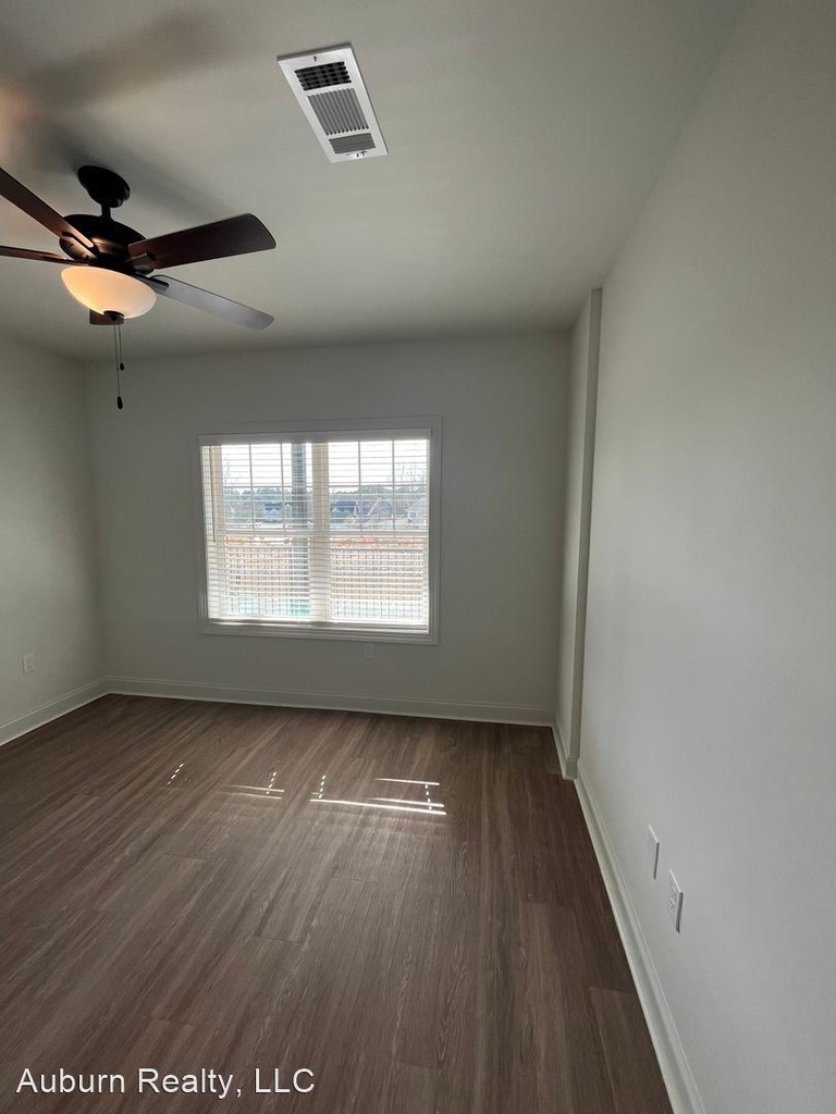 Farmville Lakes Apartments 605 Cloverdale Drive - Photo 12