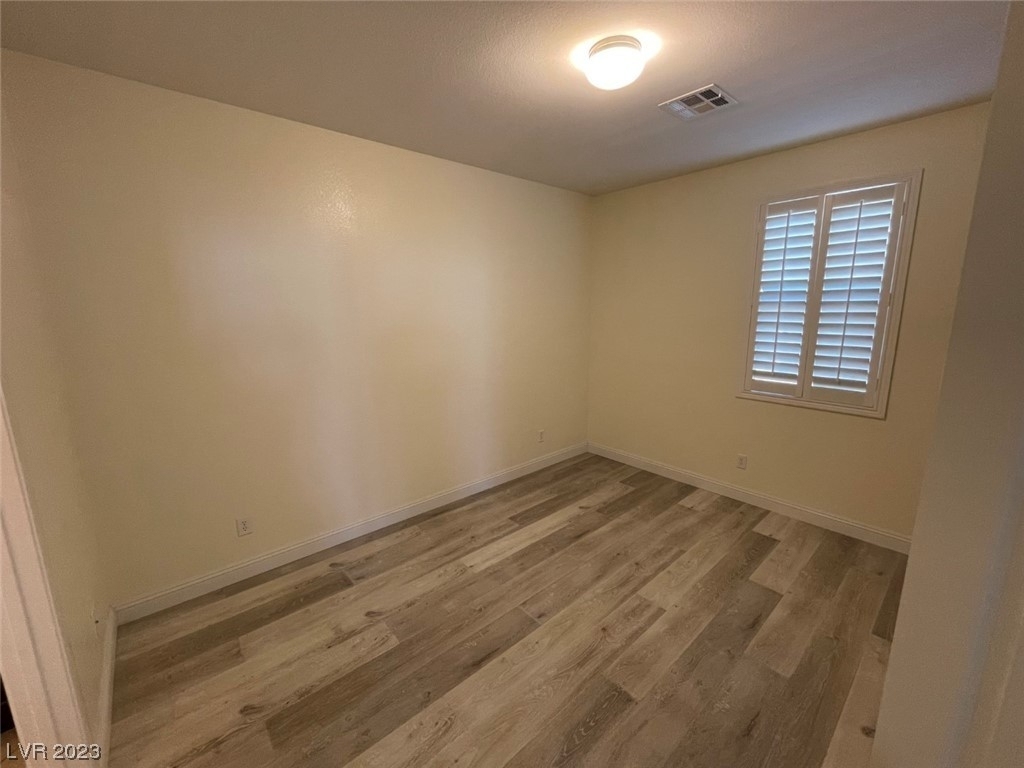 11208 Hedgemont Avenue - Photo 14