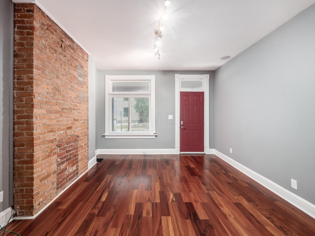 461 E Beck Street - Photo 9