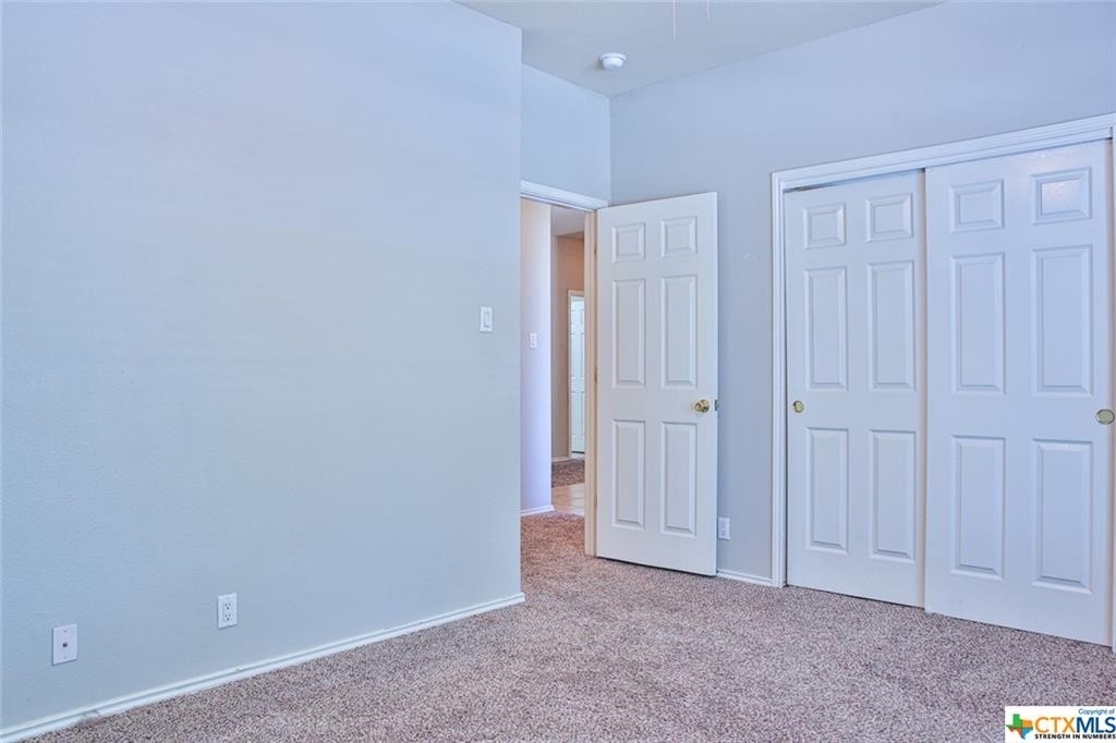 132 Falcon Crossing - Photo 4