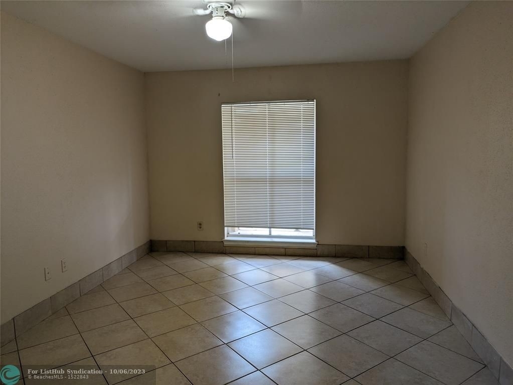 875 Riverside Dr. - Photo 18