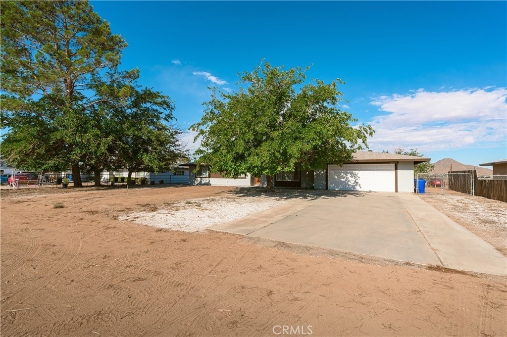 16034 Pawnee Road - Photo 3