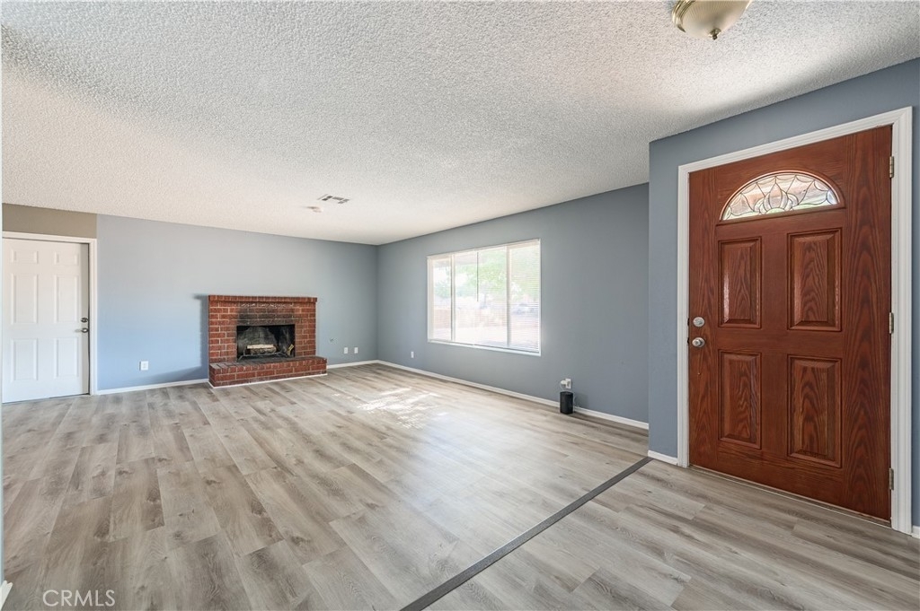 16034 Pawnee Road - Photo 6