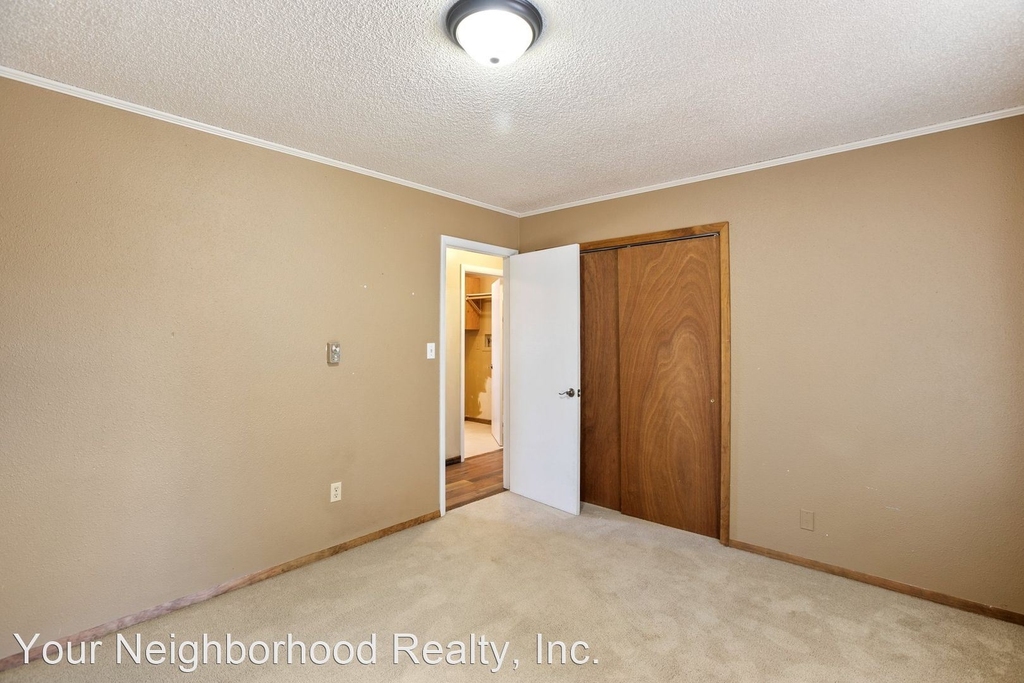 1303 W. Midland Ave - Photo 15