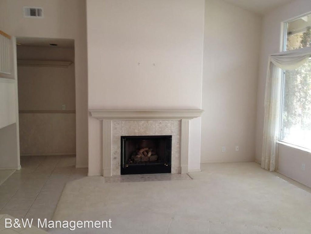 543 Woodgreen Way - Photo 12