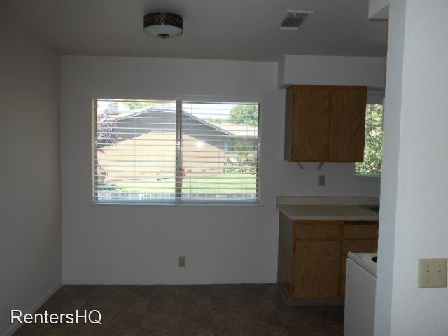 1658 Bramble Pl. - Photo 3