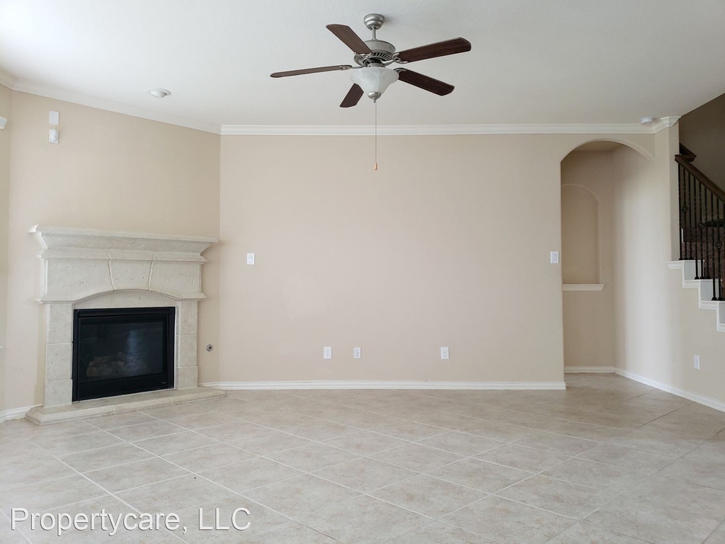 8818 Cornina Dr. - Photo 6