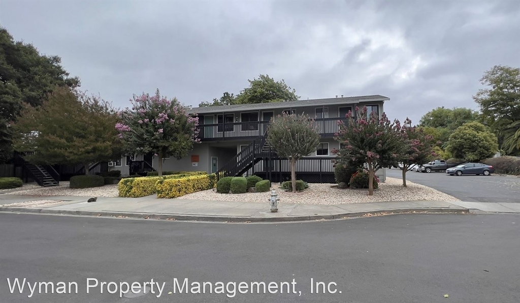 102-156 Brown Street - Photo 18