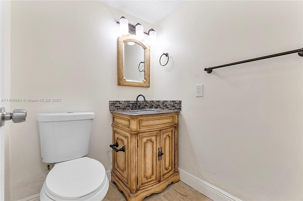 1309 Sw 151st Ave - Photo 15