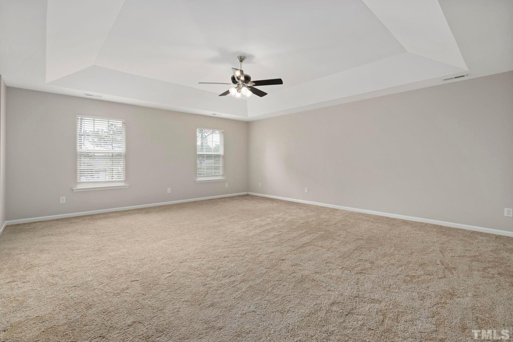 265 Clubhouse Drive - Photo 11