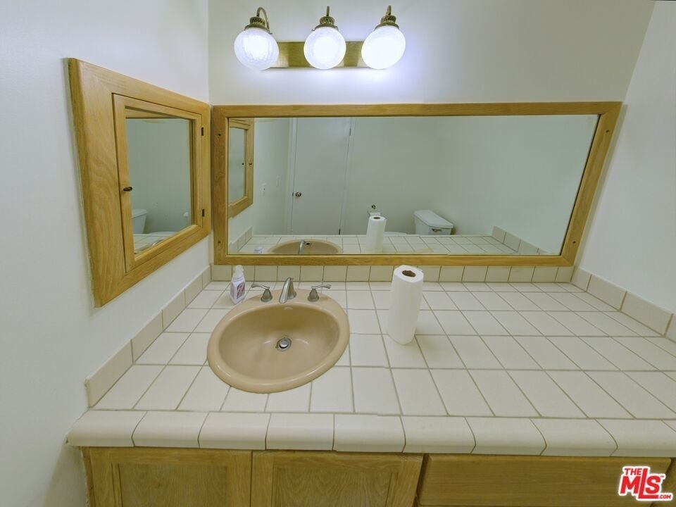 27773 Longhill Dr - Photo 5