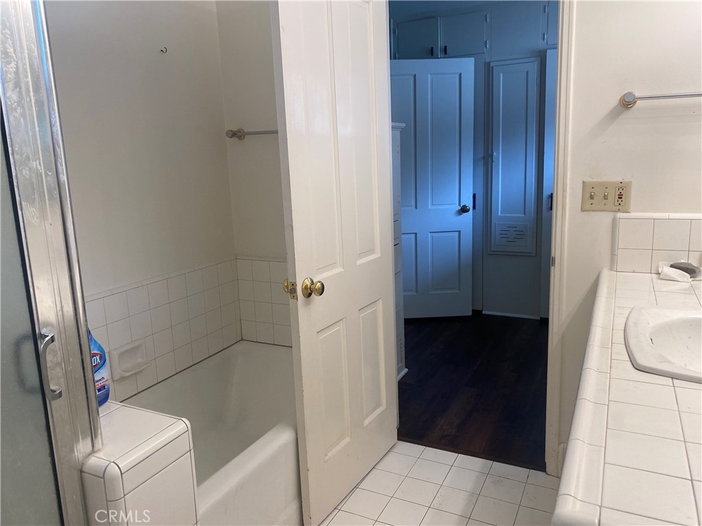 13751 Philadelphia Street - Photo 17