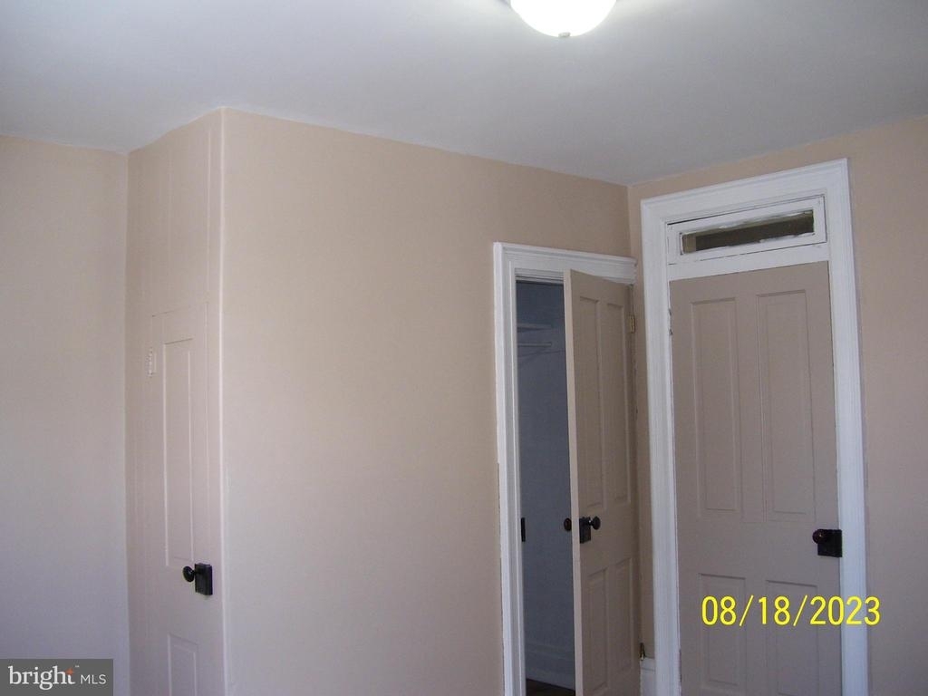 1152 Main Street - Photo 17