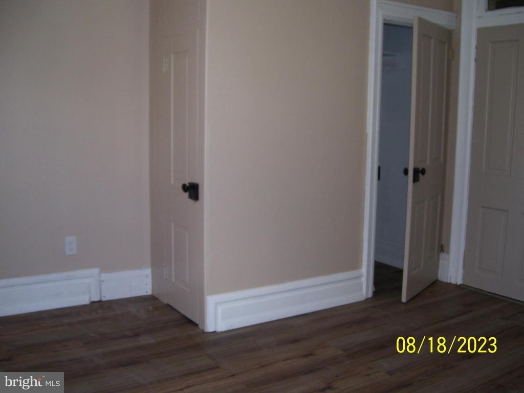 1152 Main Street - Photo 16