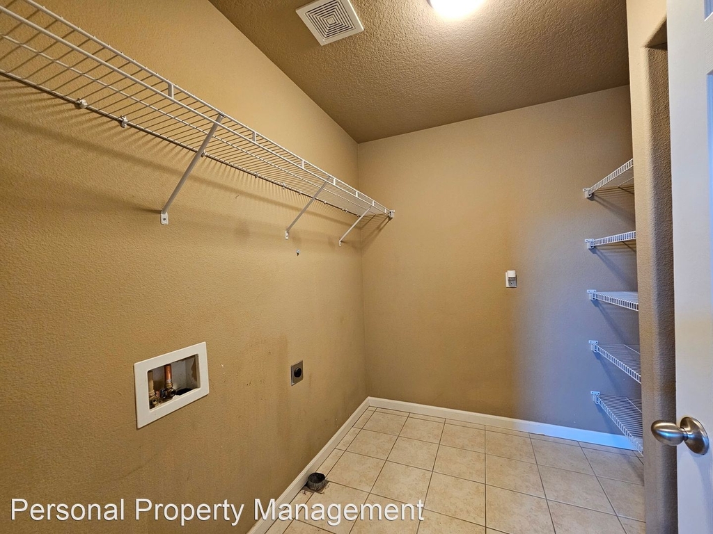 11606 Nw 29th Place - Photo 22