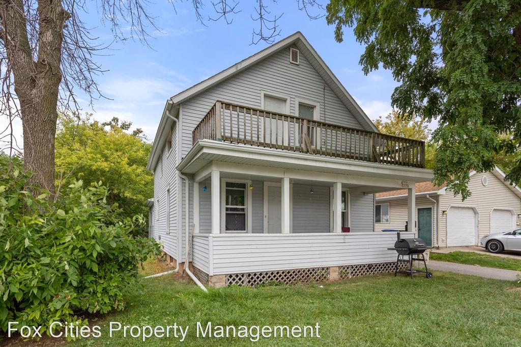 1717 Walnut Street - Photo 1