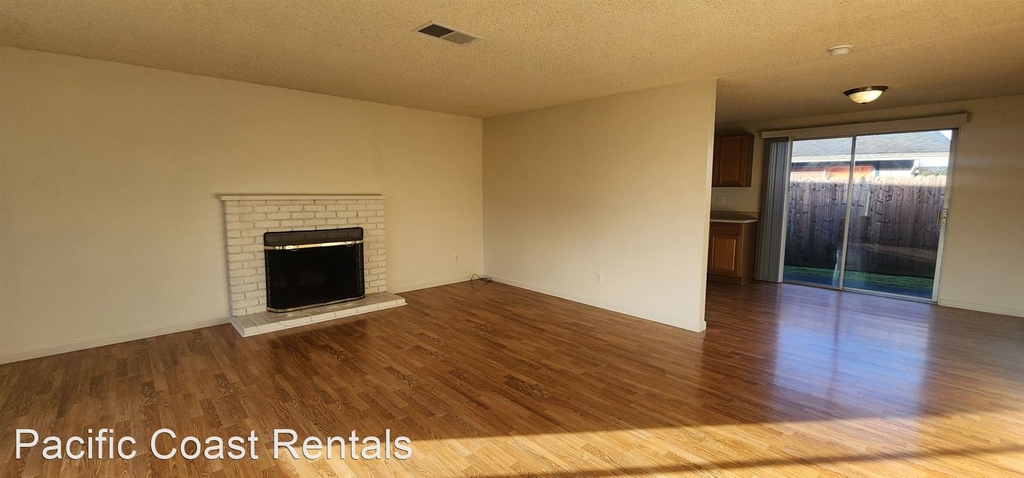 2102 Haeger Avenue - Photo 10