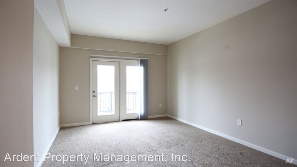 1524 Braeton Parkway Unit 11 - Photo 0