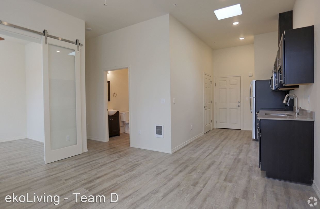 7180 N. Leavitt Avenue - Photo 2