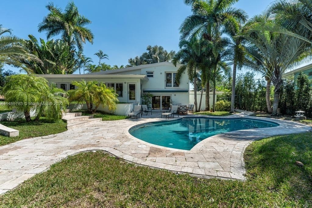 2613 Tortugas Ln - Photo 0
