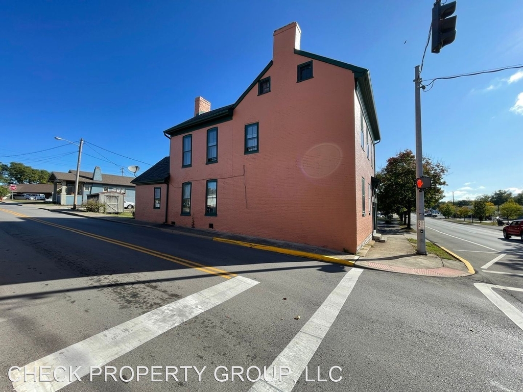 231 Main Street - Photo 21