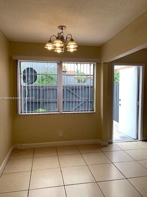805 Nw 46th Ave - Photo 2