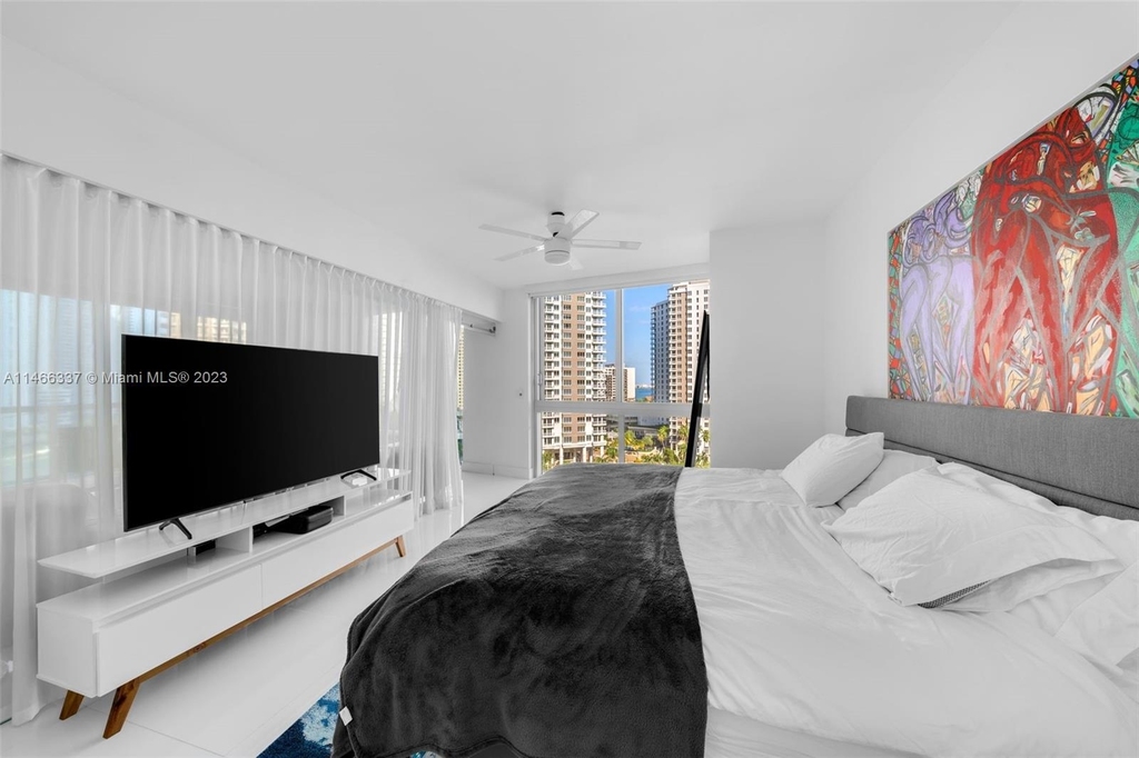 495 Brickell Ave - Photo 5