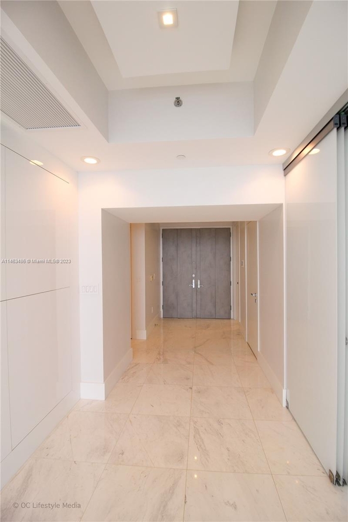 15811 Collins Ave - Photo 1