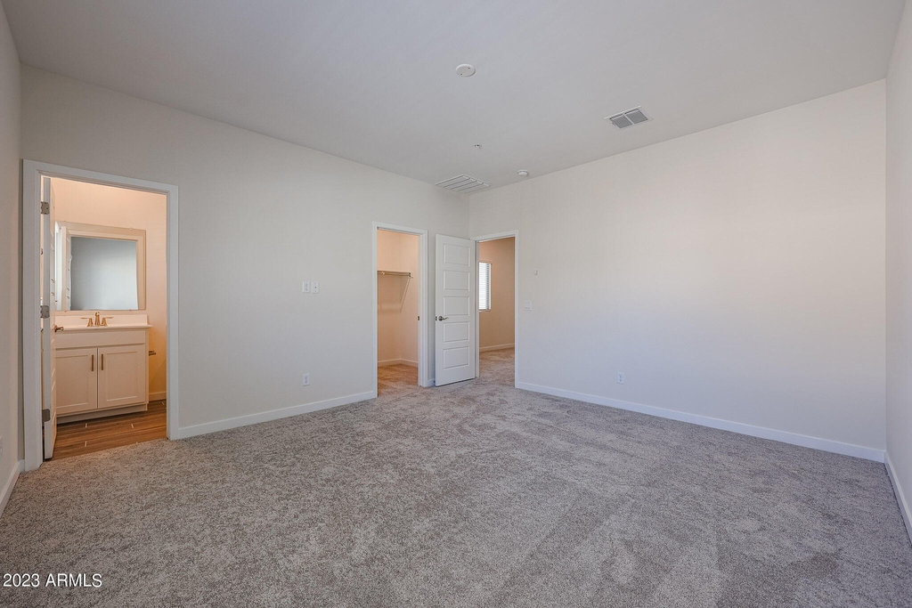 2247 W Laurie Lane - Photo 20